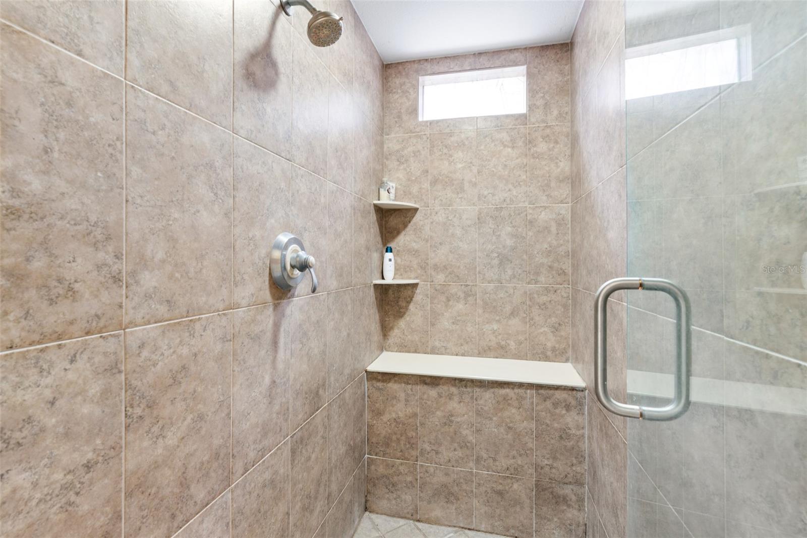 Image 40 of 52 For 104 Club House Drive 105