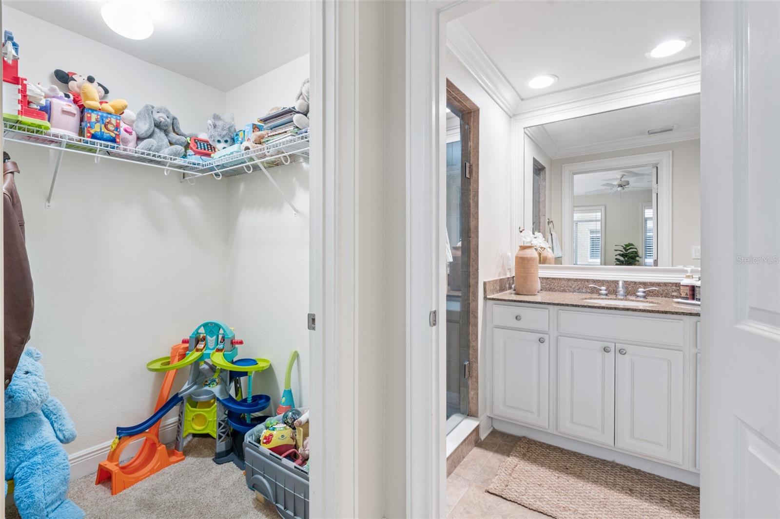 Image 44 of 52 For 104 Club House Drive 105