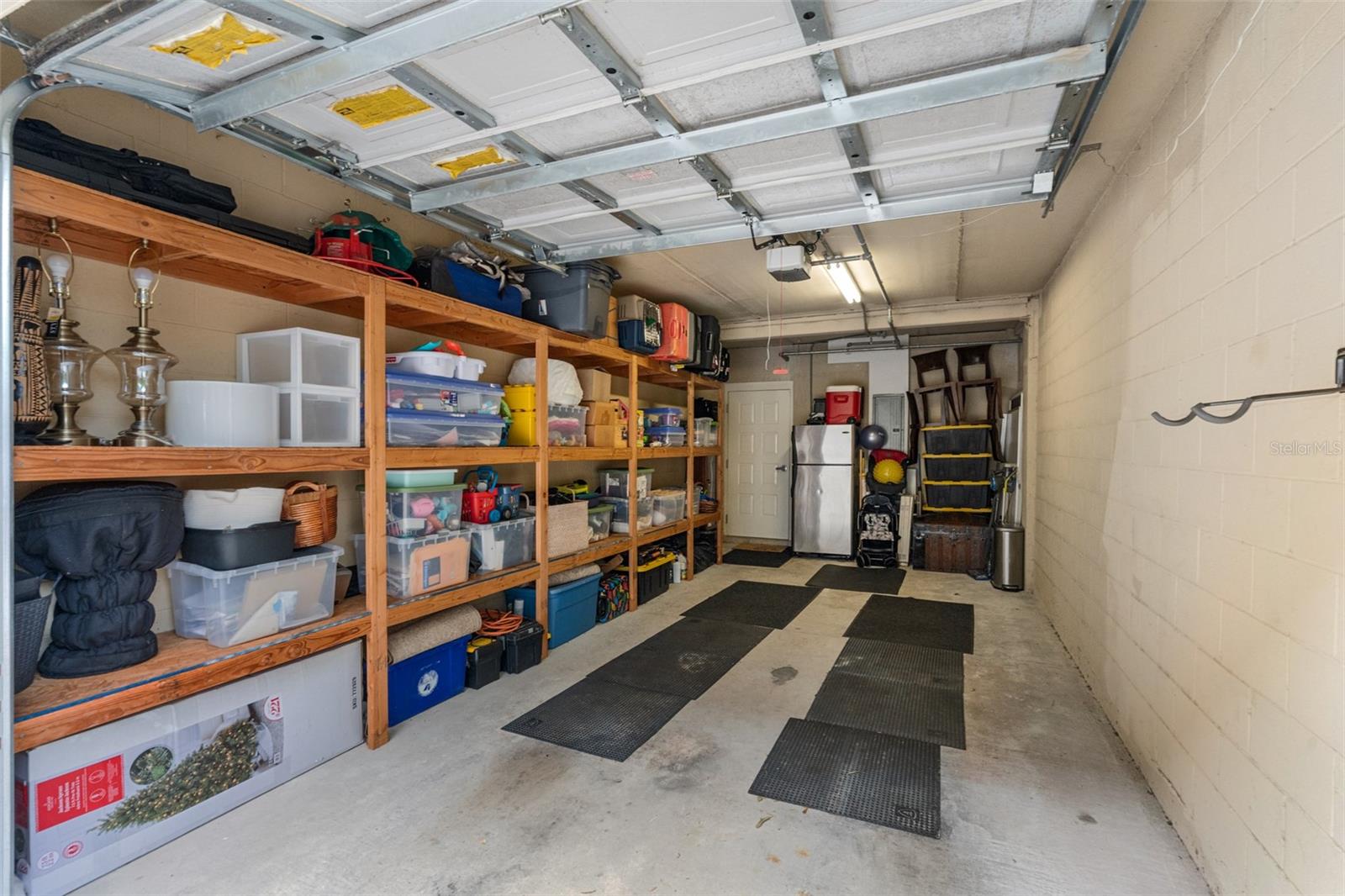 Image 48 of 52 For 104 Club House Drive 105