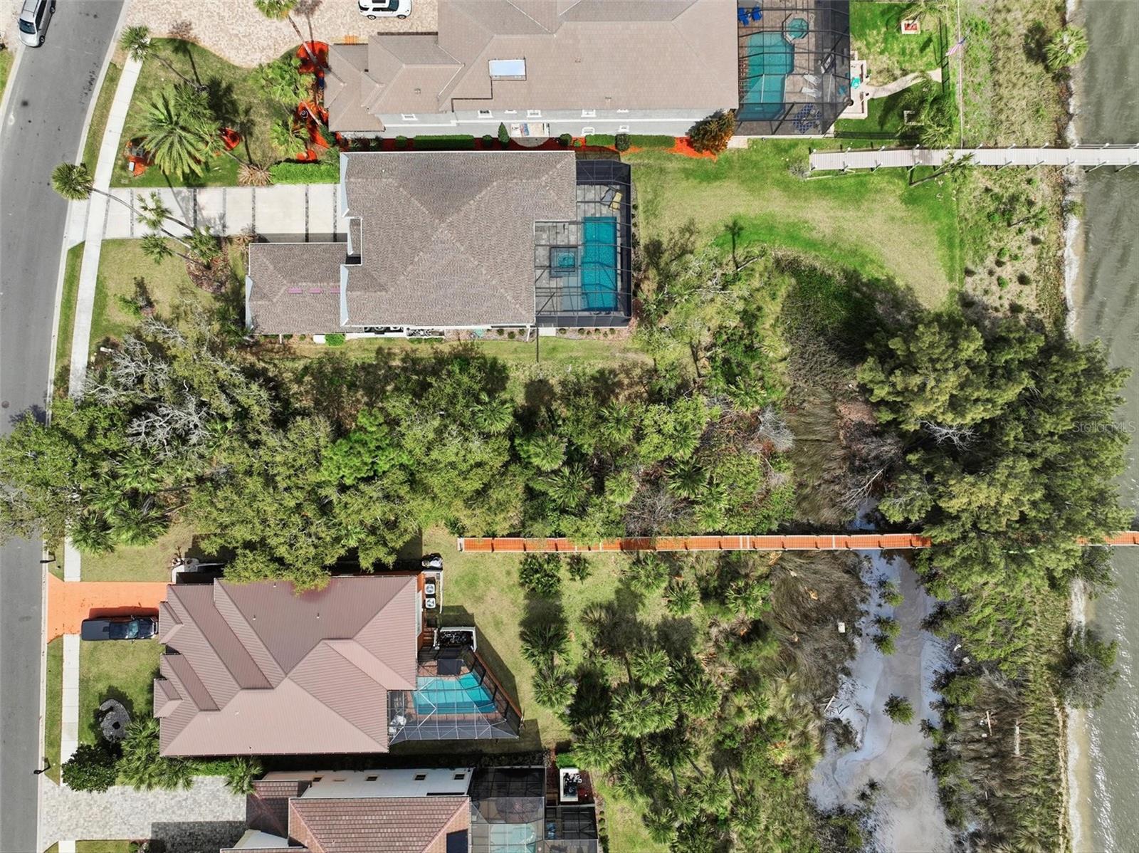 Image 23 of 100 For 239 Riverwalk Drive