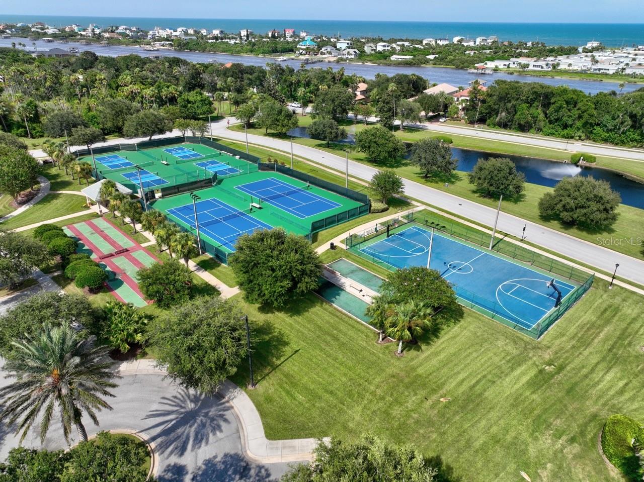 Image 78 of 100 For 239 Riverwalk Drive