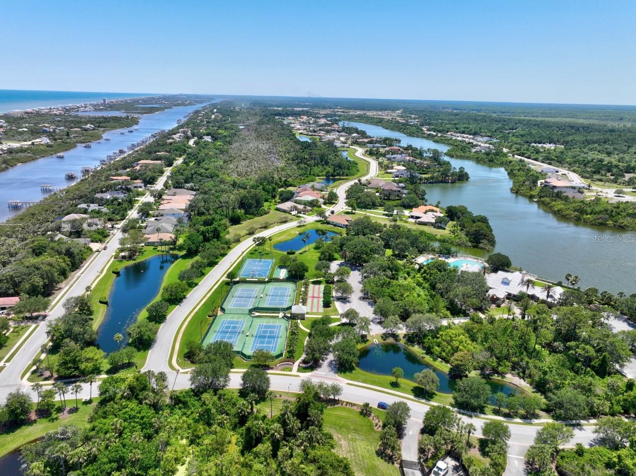 Image 93 of 100 For 239 Riverwalk Drive