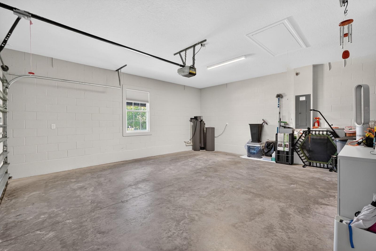 Image 39 of 68 For 635 Mahogany Run