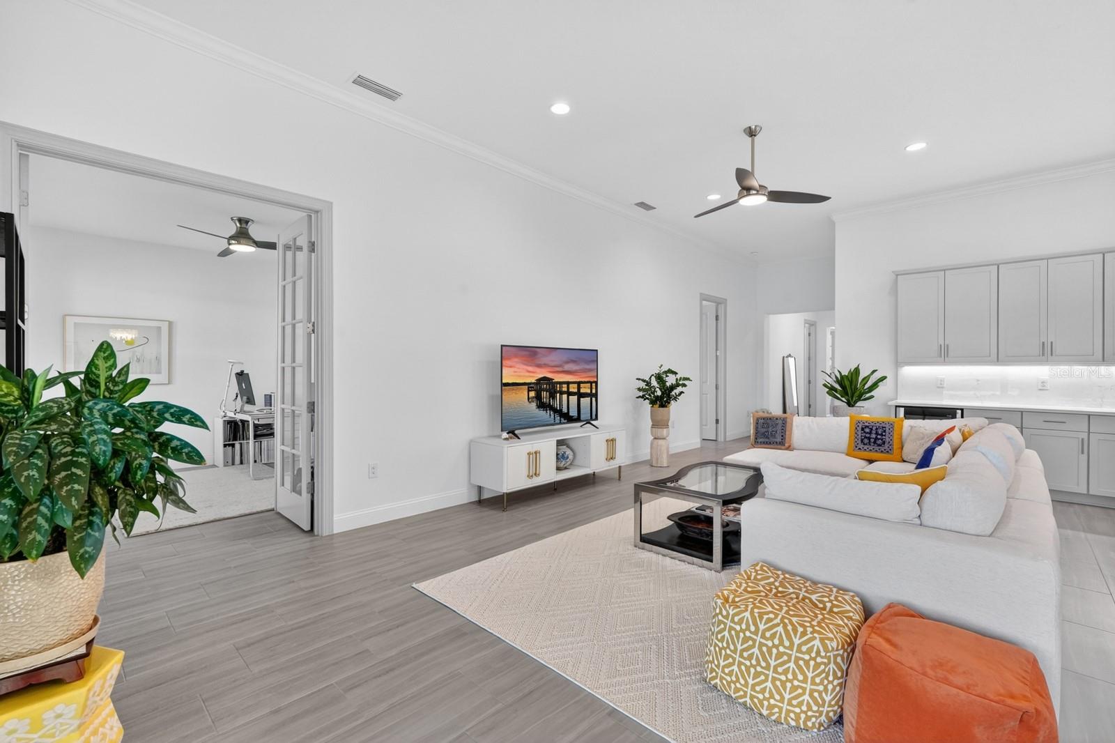 Image 9 of 68 For 635 Mahogany Run