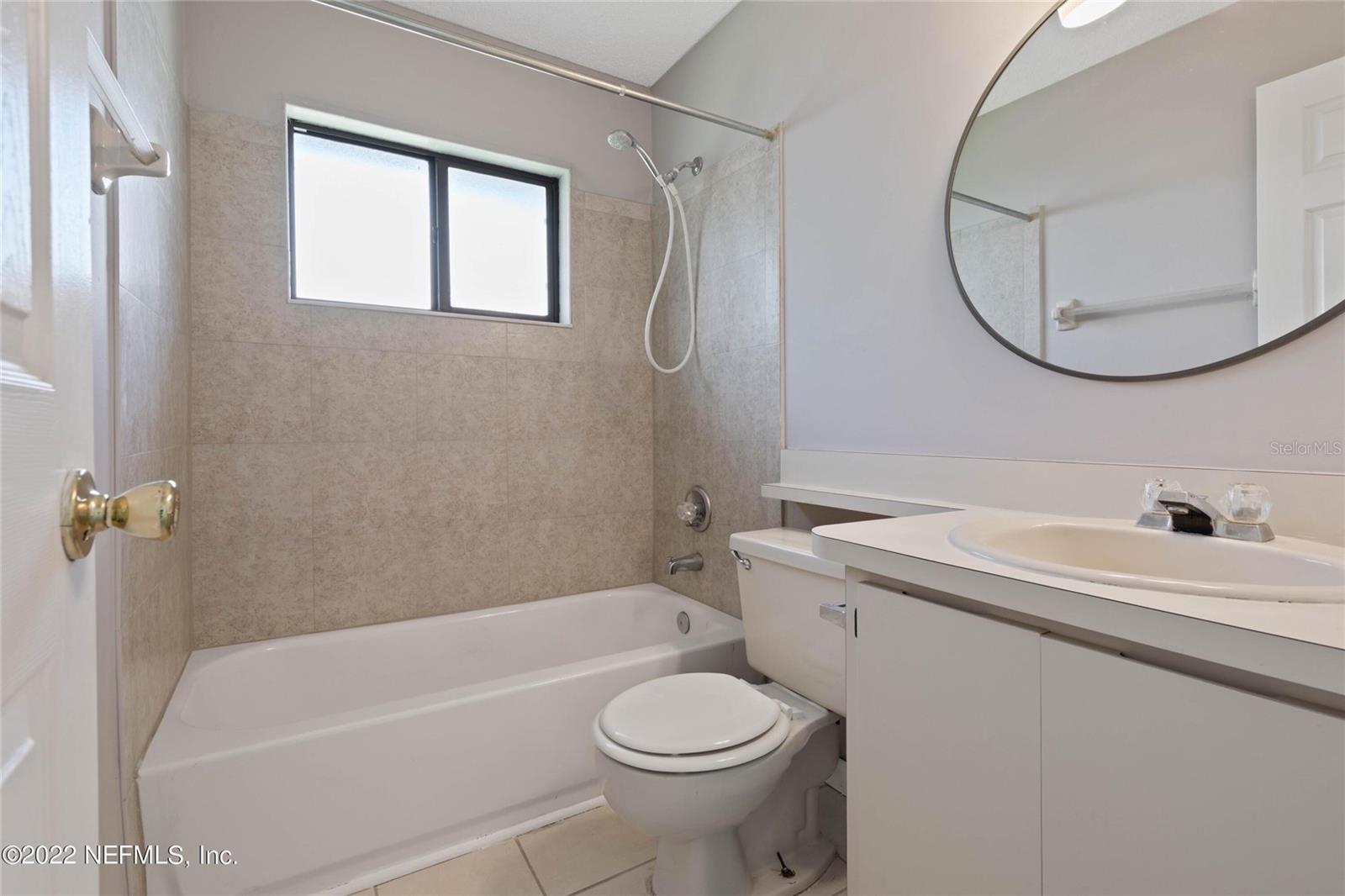 Image 13 of 25 For 94 Belvedere Lane