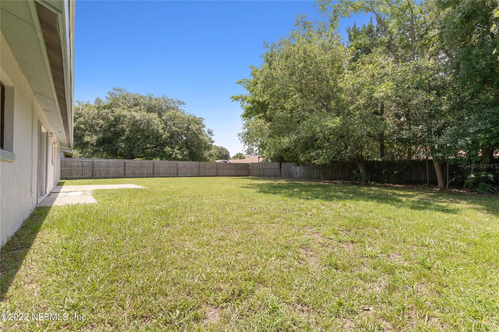 Image 21 of 25 For 94 Belvedere Lane