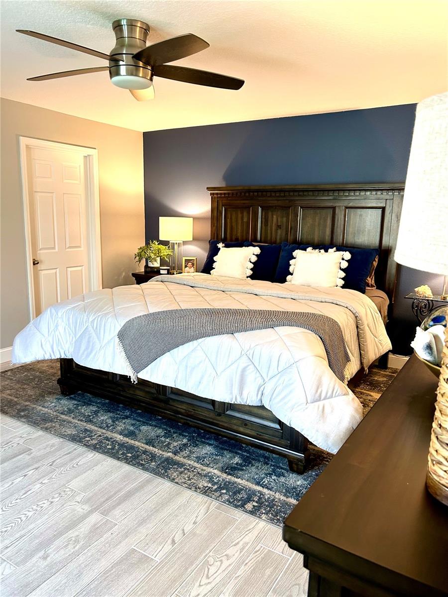 Image 20 of 33 For 35 Riverside Lane