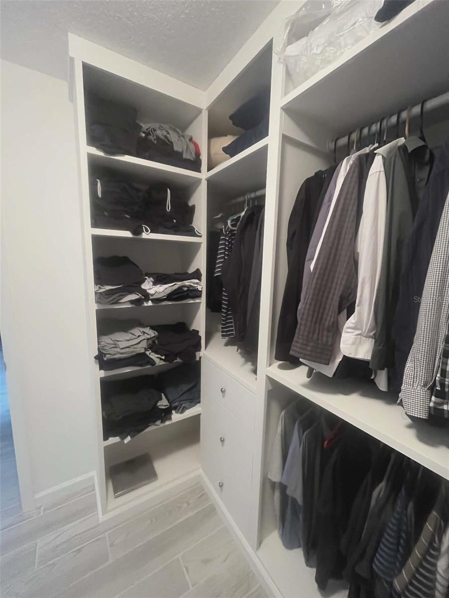 Image 23 of 33 For 35 Riverside Lane