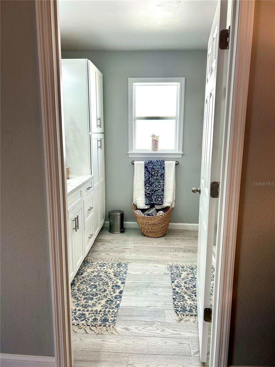 Image 25 of 33 For 35 Riverside Lane