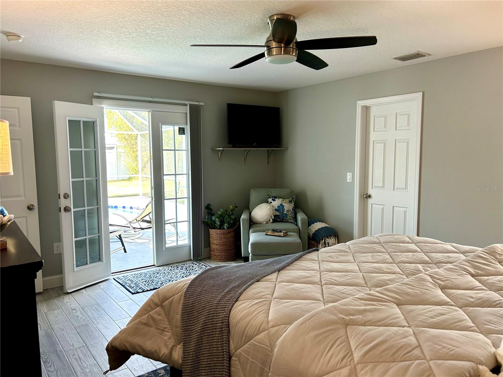 Image 28 of 33 For 35 Riverside Lane