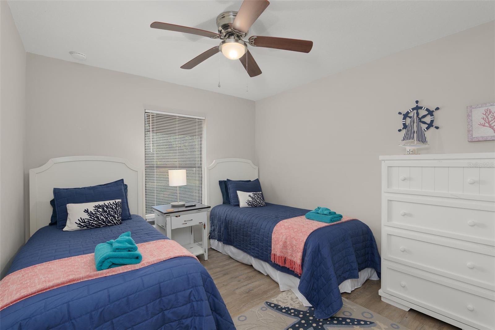 Image 19 of 47 For 16 Ewing Street