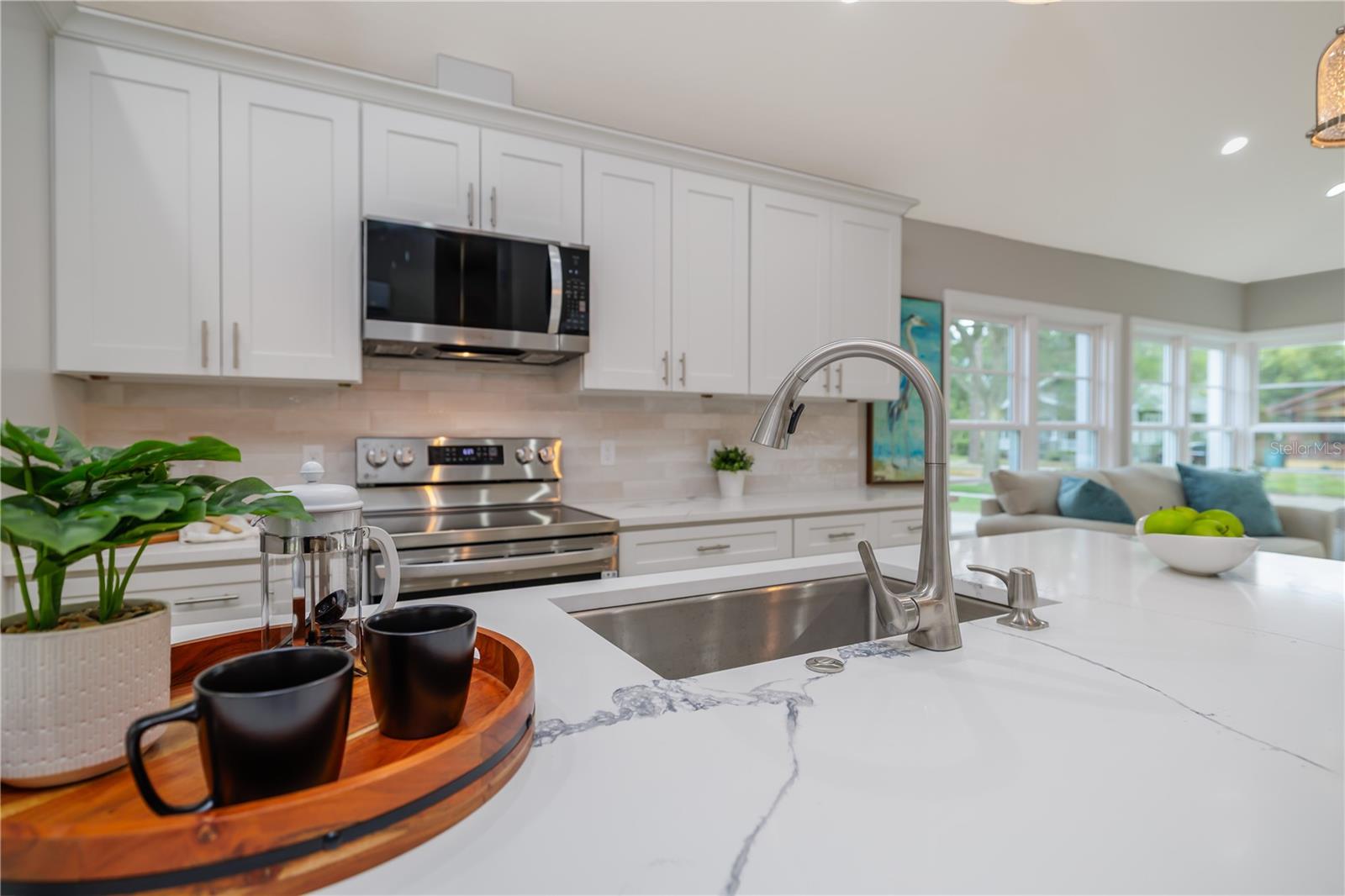 Image 10 of 19 For 1209 Washington Street