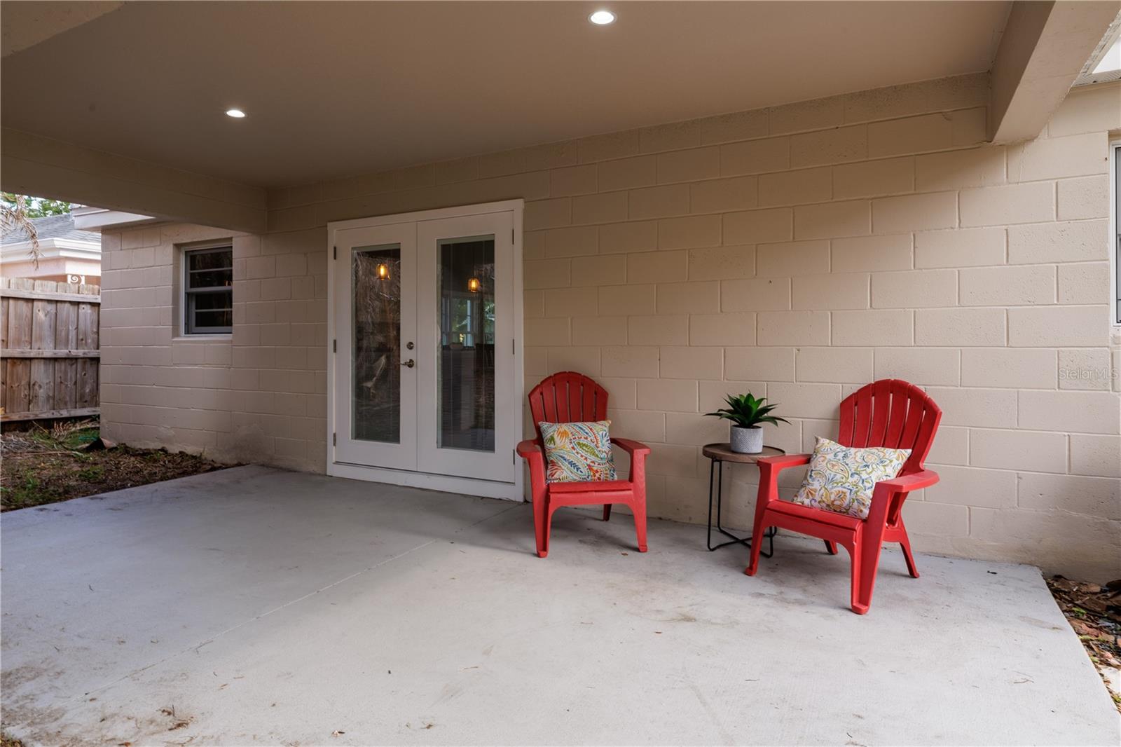 Image 16 of 19 For 1209 Washington Street