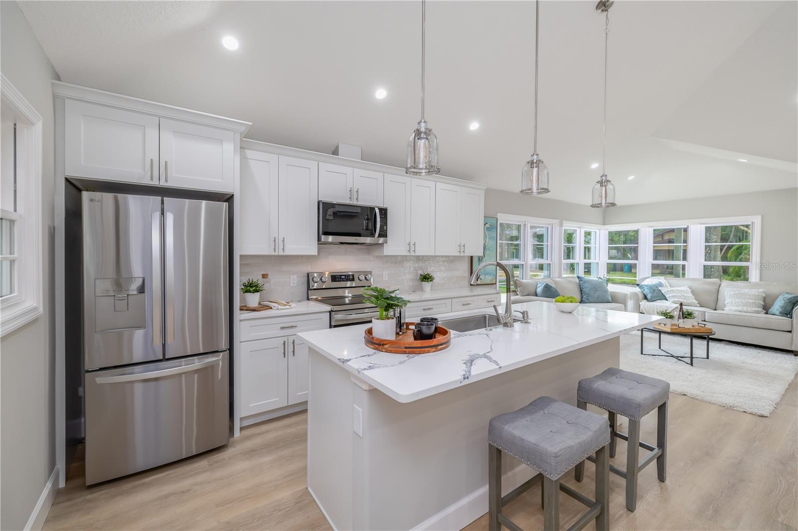 Image 7 of 19 For 1209 Washington Street