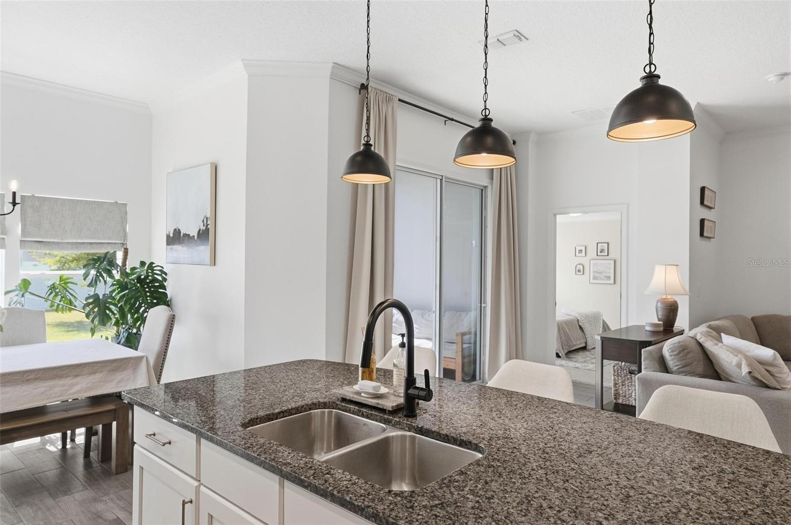 Image 25 of 66 For 127 Crepe Myrtle Court