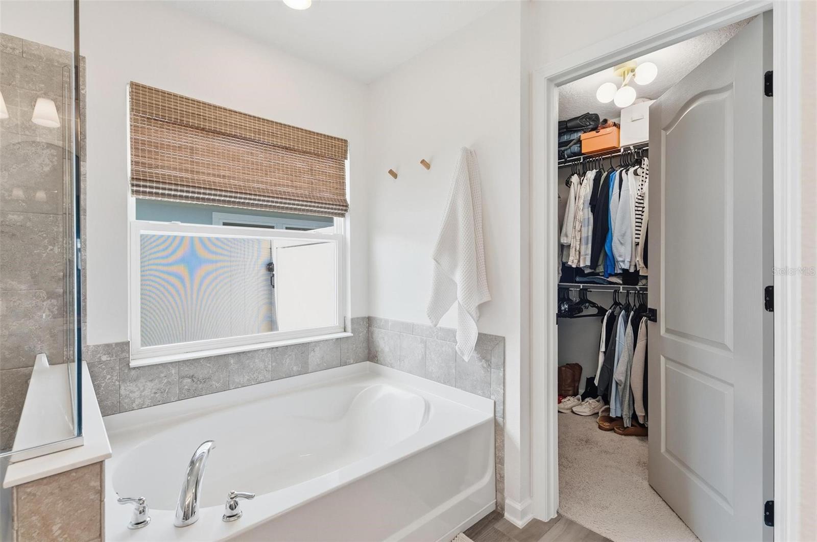 Image 42 of 66 For 127 Crepe Myrtle Court