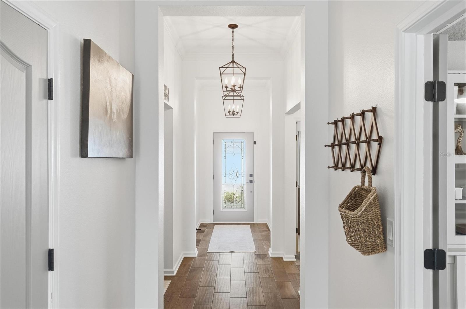 Image 5 of 66 For 127 Crepe Myrtle Court