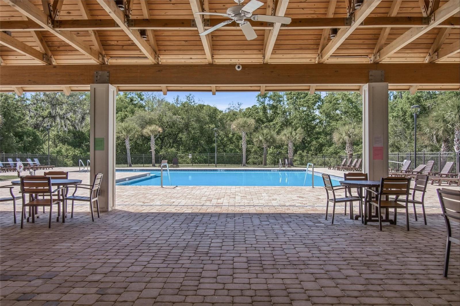 Image 49 of 56 For 6 Oakleaf Way