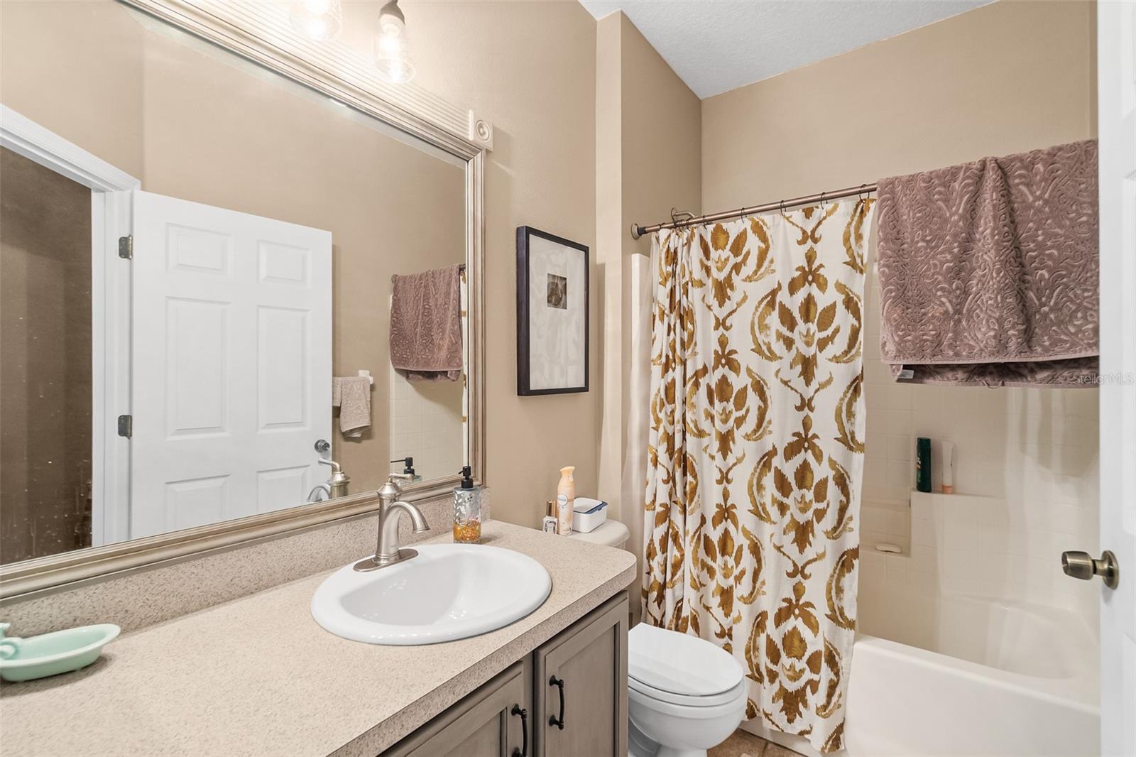 Image 20 of 56 For 6 Evansville Lane