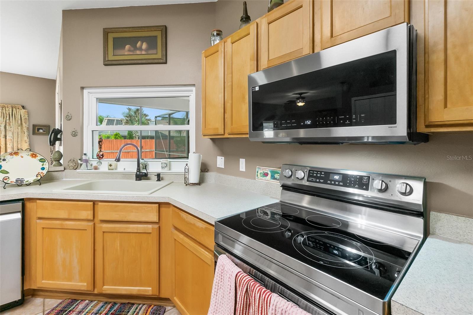 Image 33 of 56 For 6 Evansville Lane