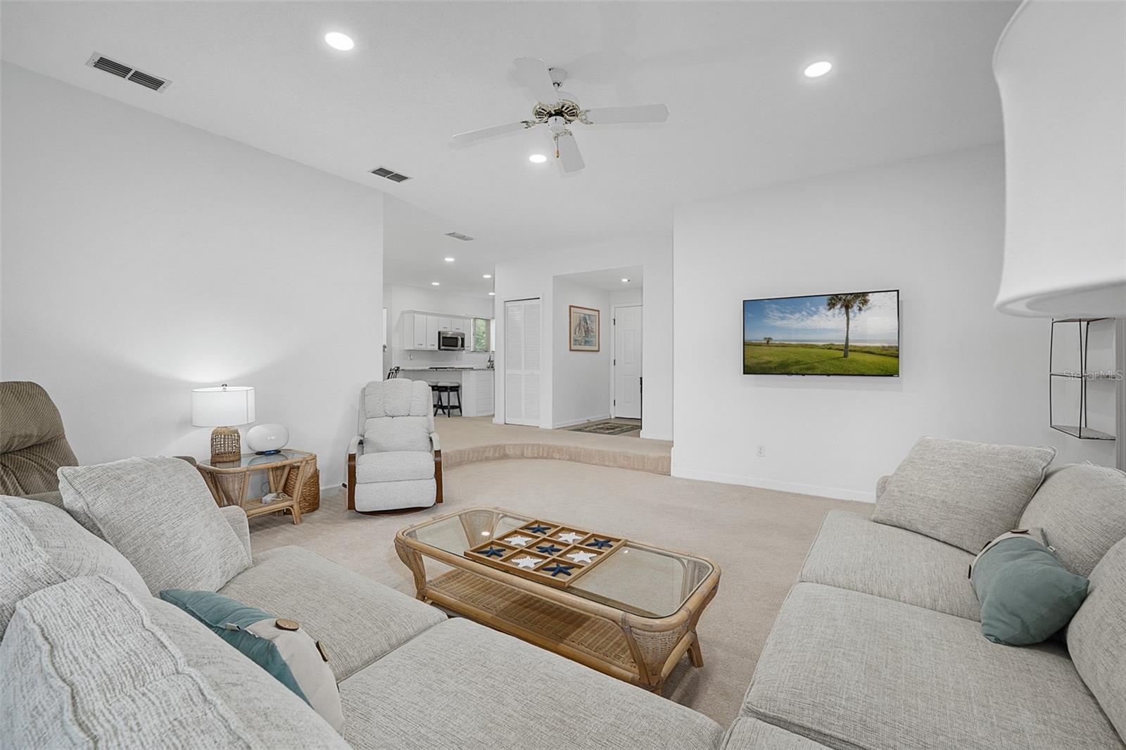 Image 10 of 68 For 41 Magnolia Drive S 41