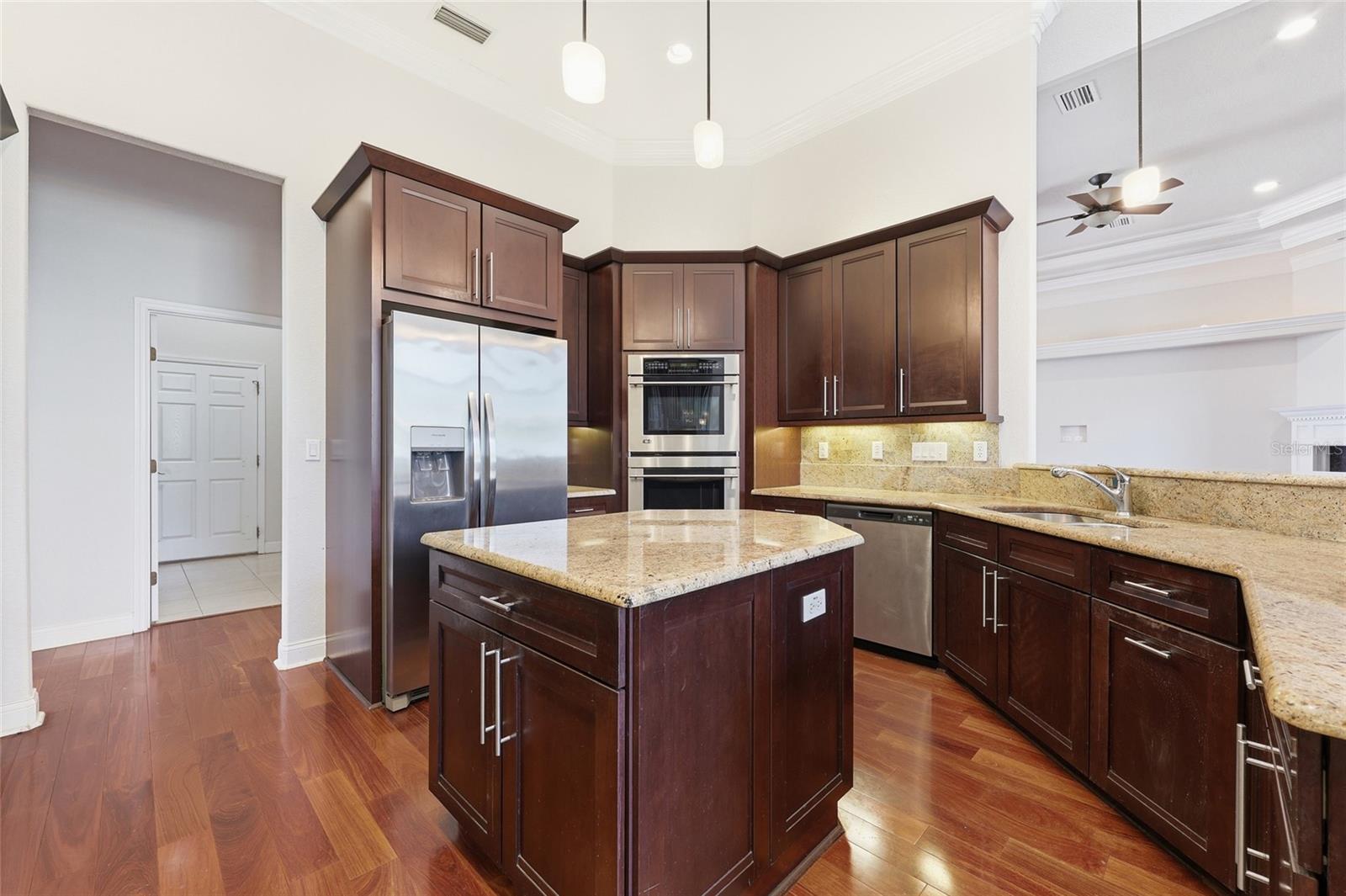 Image 15 of 63 For 10 Winter Haven Court