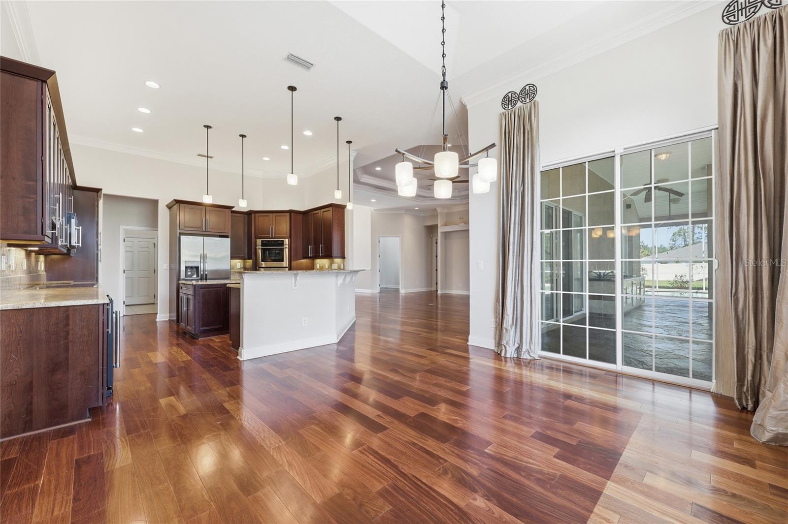 Image 20 of 63 For 10 Winter Haven Court