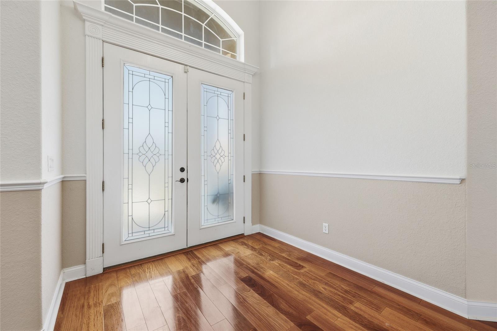 Image 31 of 63 For 10 Winter Haven Court