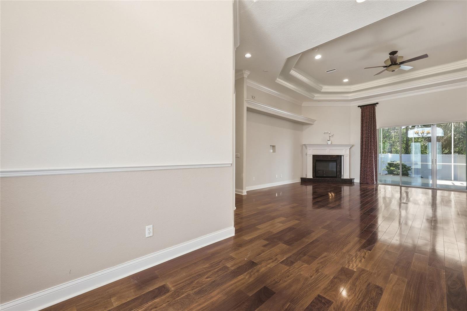 Image 32 of 63 For 10 Winter Haven Court