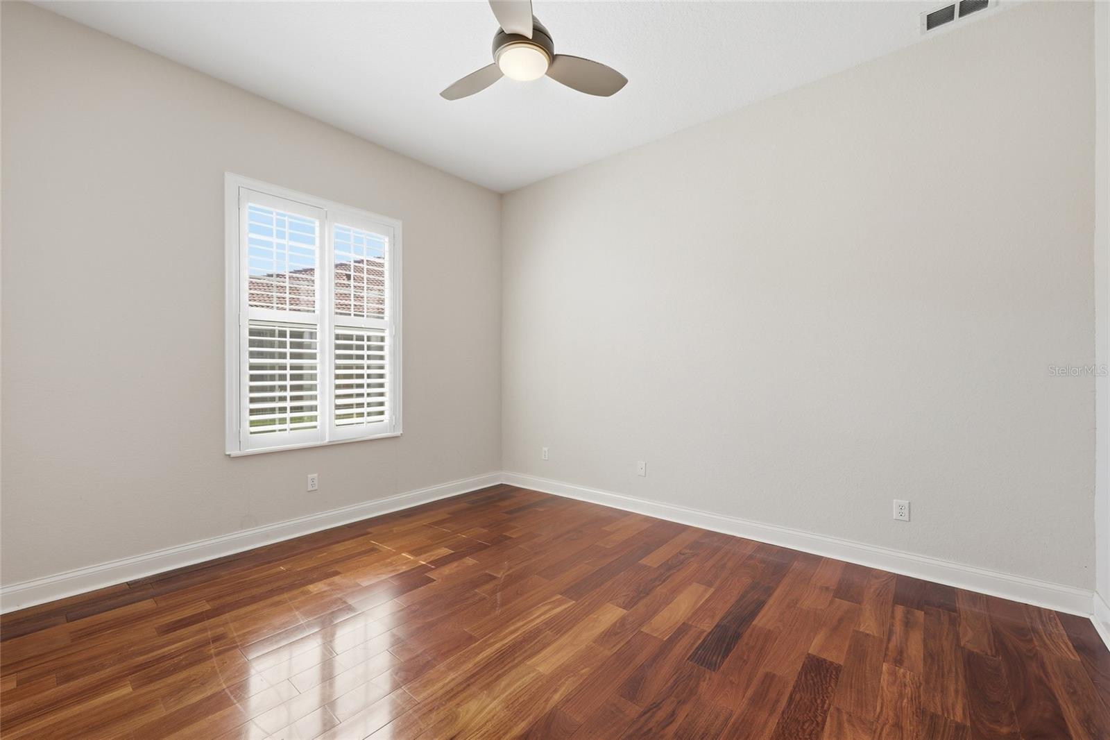 Image 37 of 63 For 10 Winter Haven Court