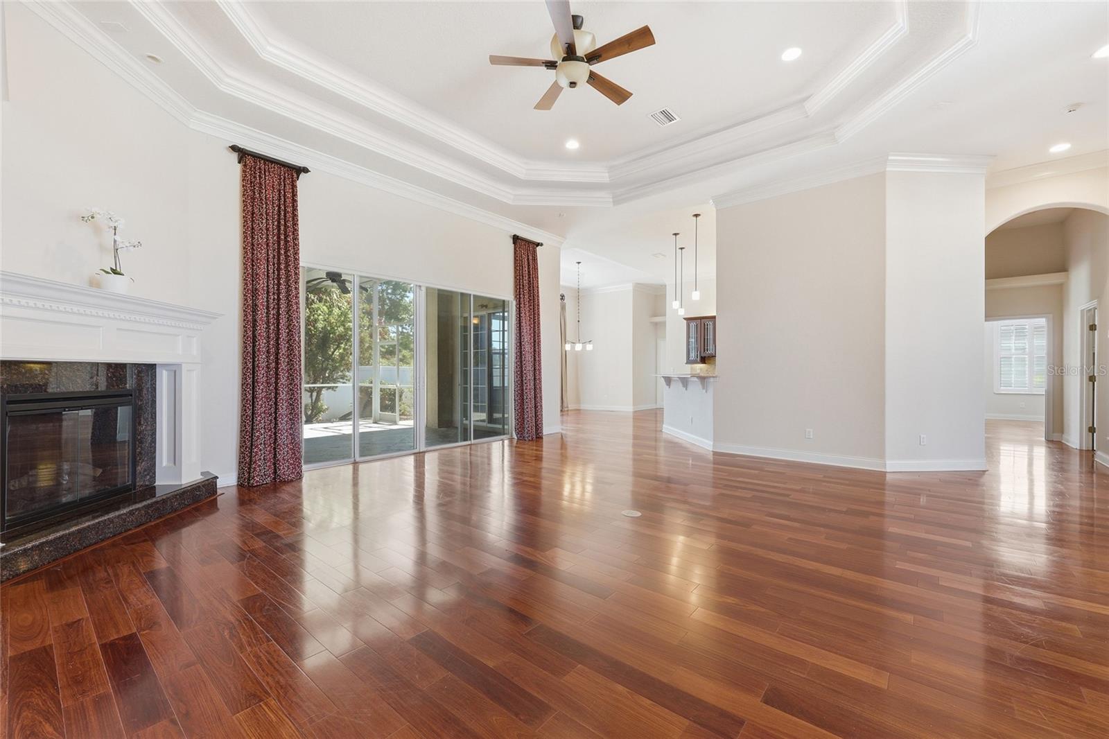 Image 5 of 63 For 10 Winter Haven Court