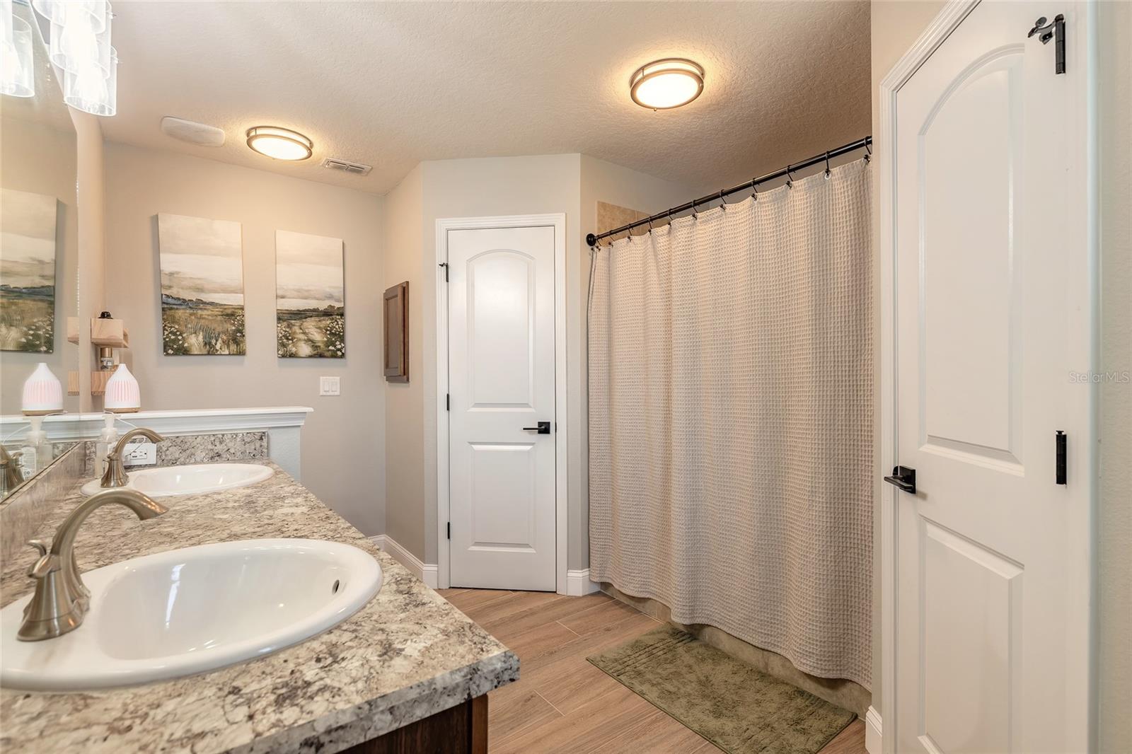 Image 18 of 43 For 20 Turtle Ridge Drive