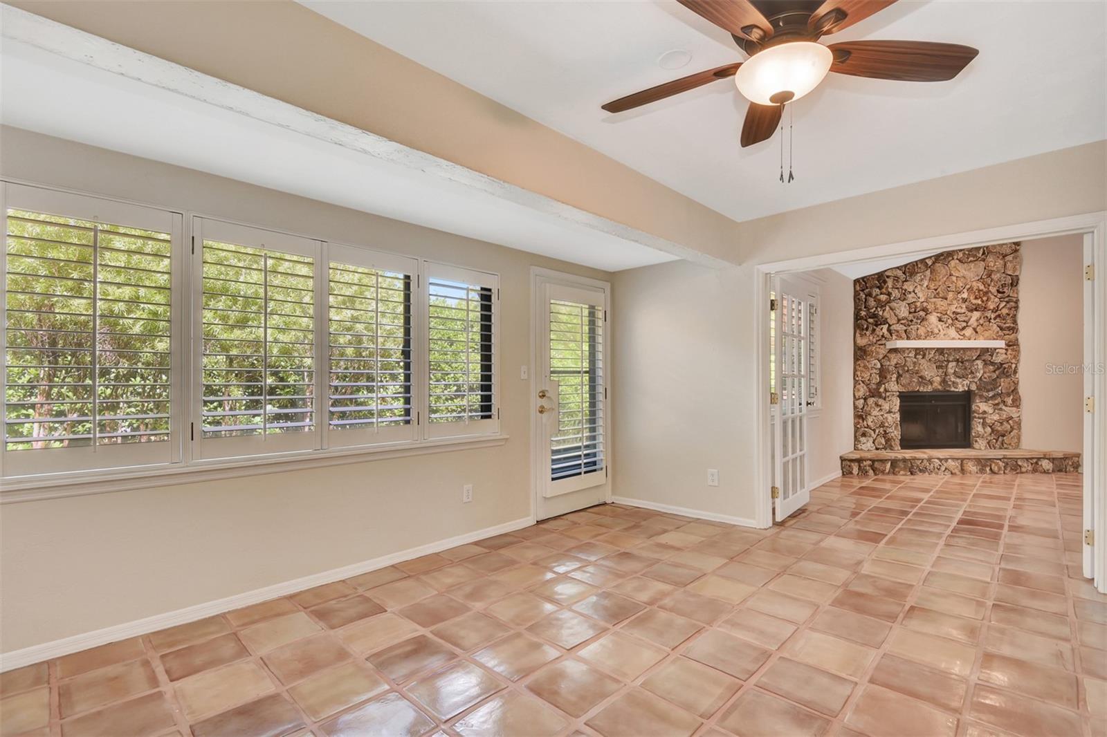 Image 10 of 56 For 105 Horseshoe Trail