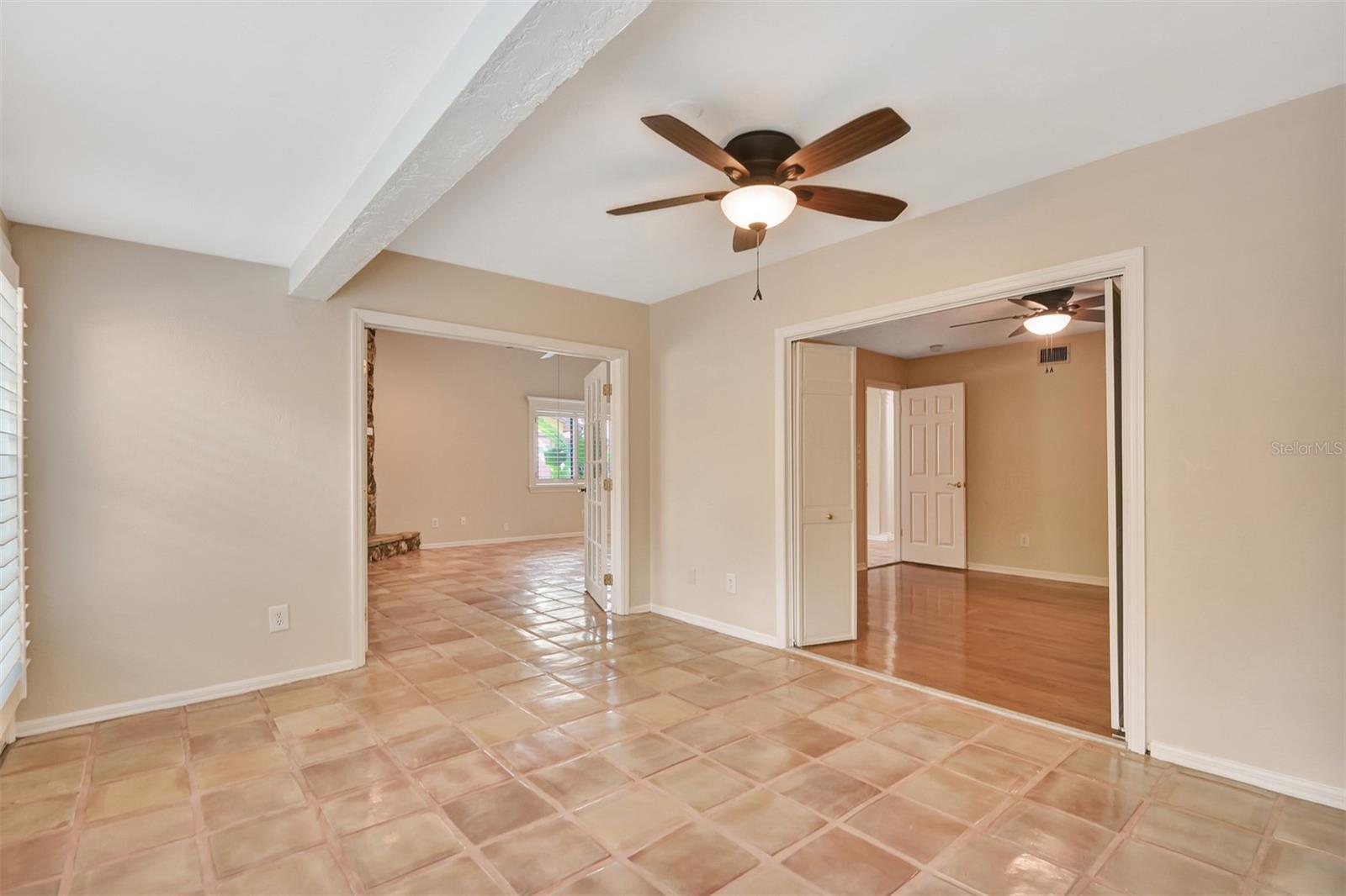 Image 19 of 56 For 105 Horseshoe Trail