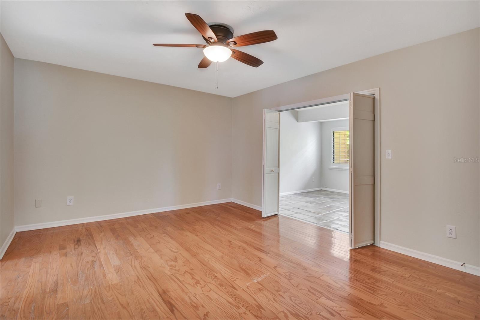 Image 21 of 56 For 105 Horseshoe Trail