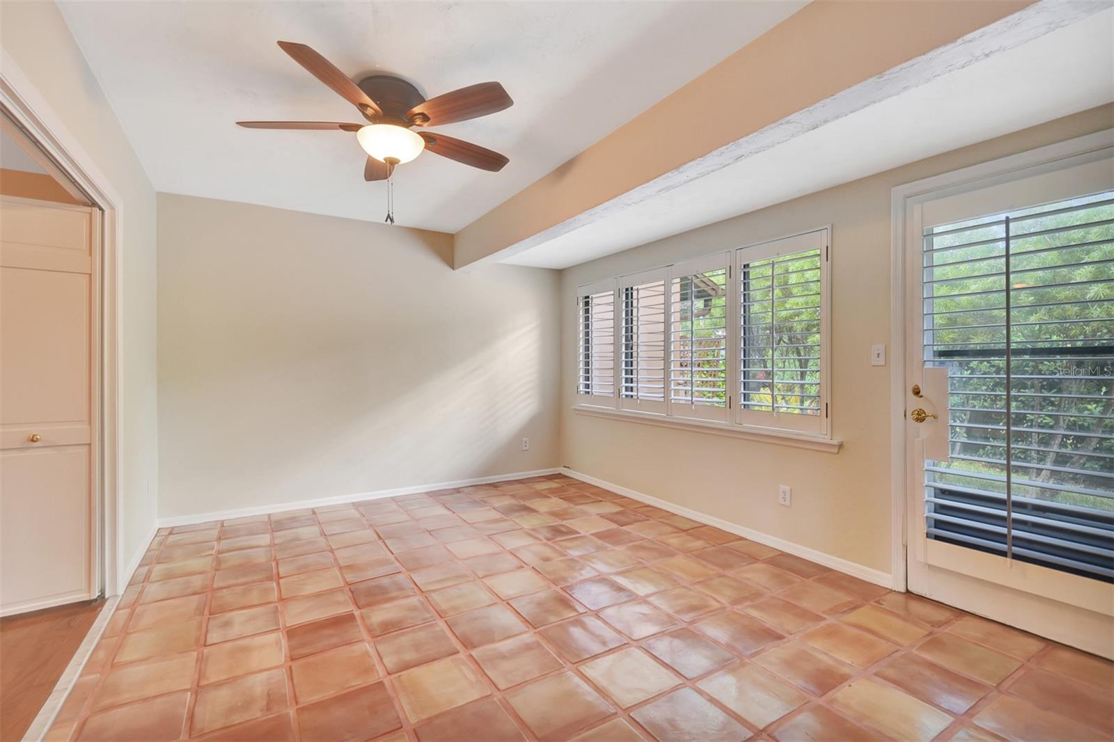 Image 37 of 56 For 105 Horseshoe Trail