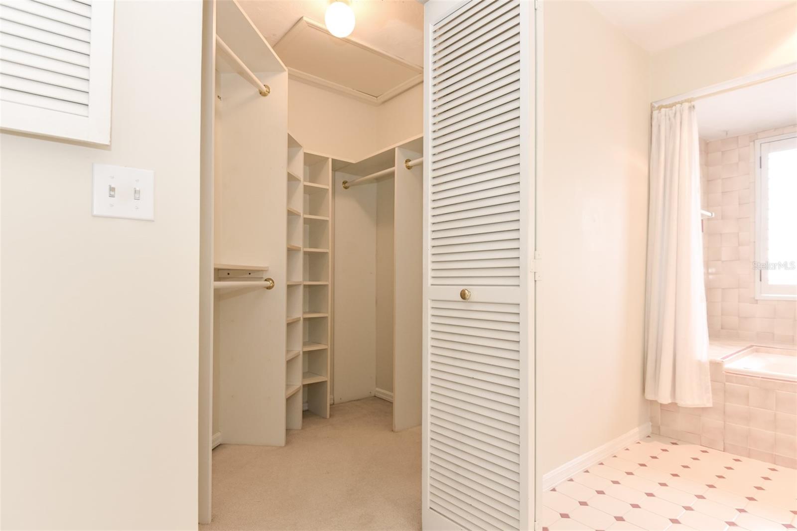 Image 47 of 56 For 105 Horseshoe Trail