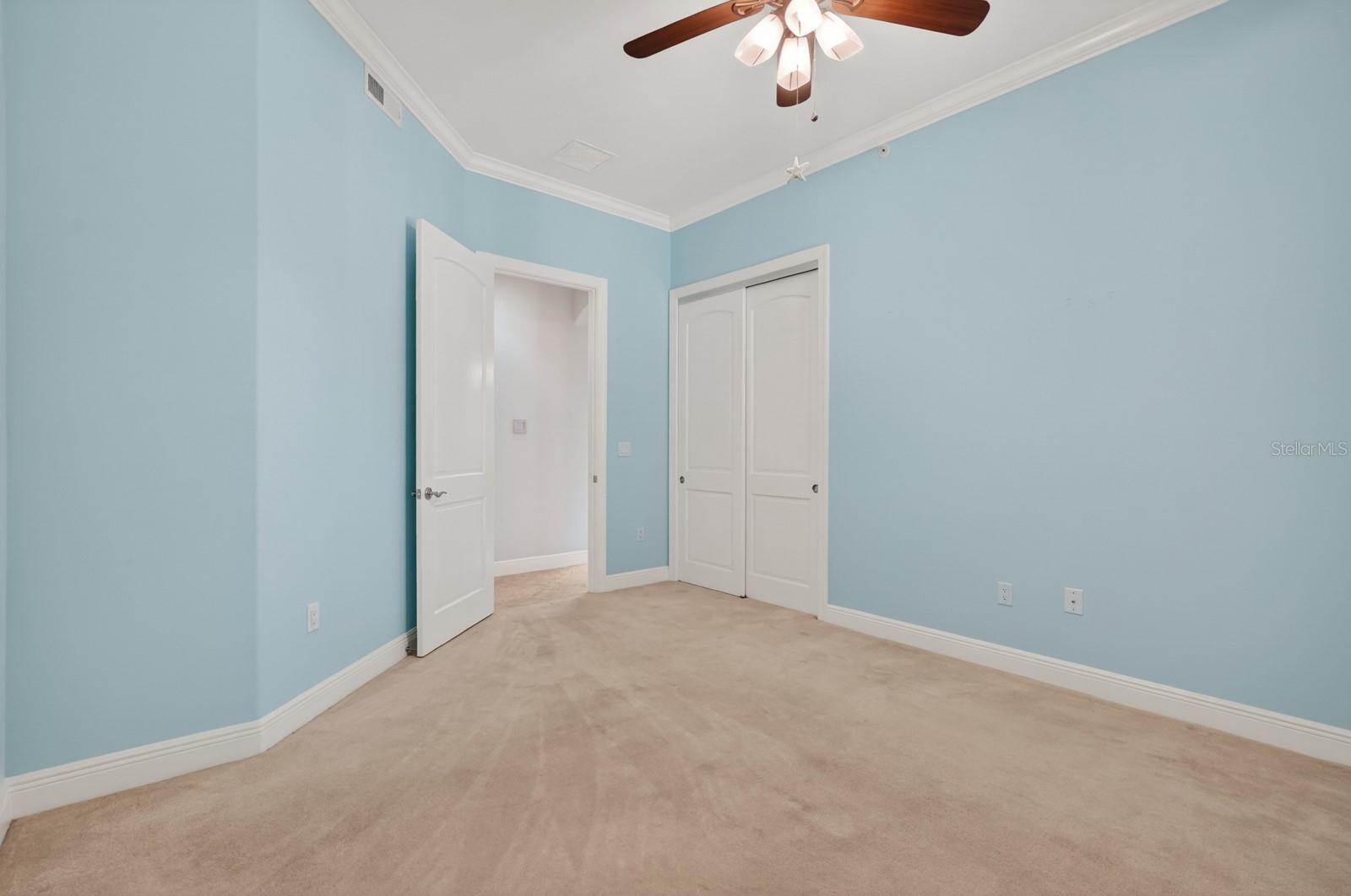 Image 25 of 51 For 40 Casa Bella Circle 1101