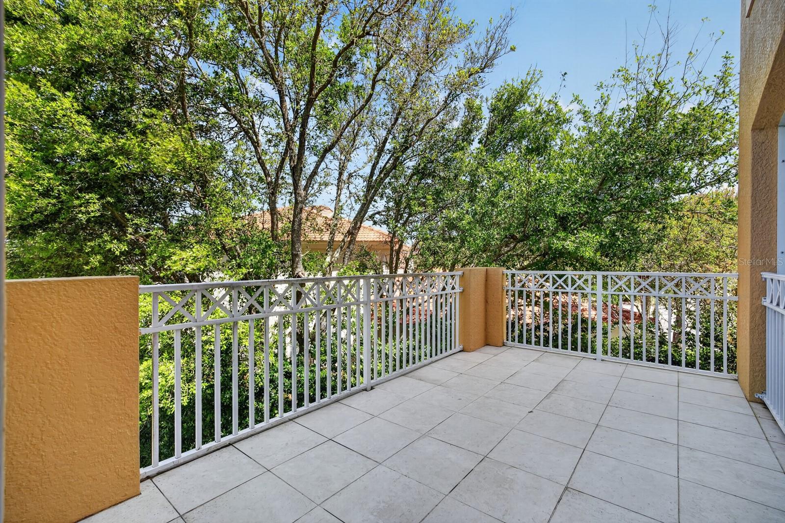 Image 41 of 59 For 40 Casa Bella Circle 1102