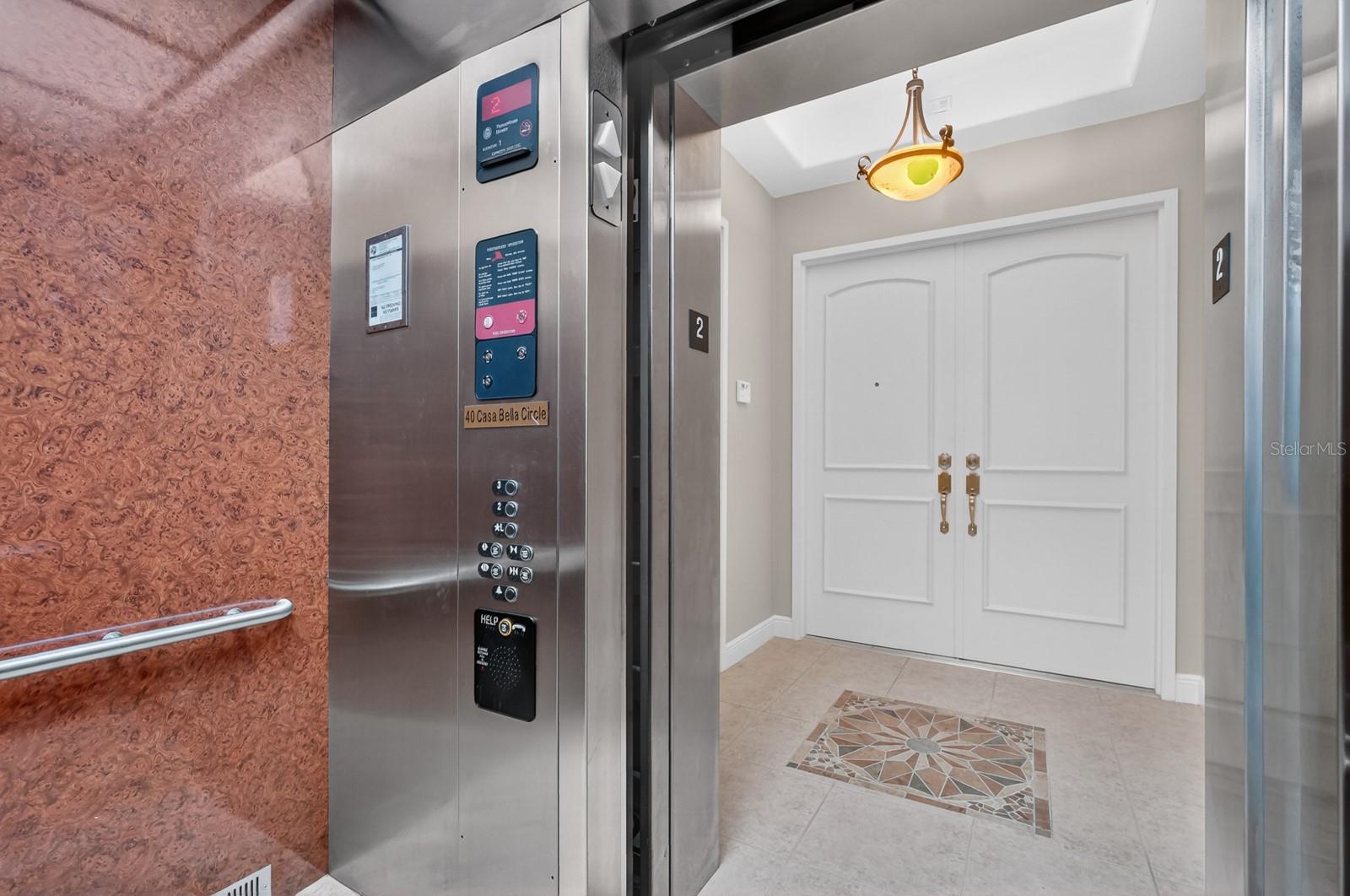 Image 5 of 59 For 40 Casa Bella Circle 1102