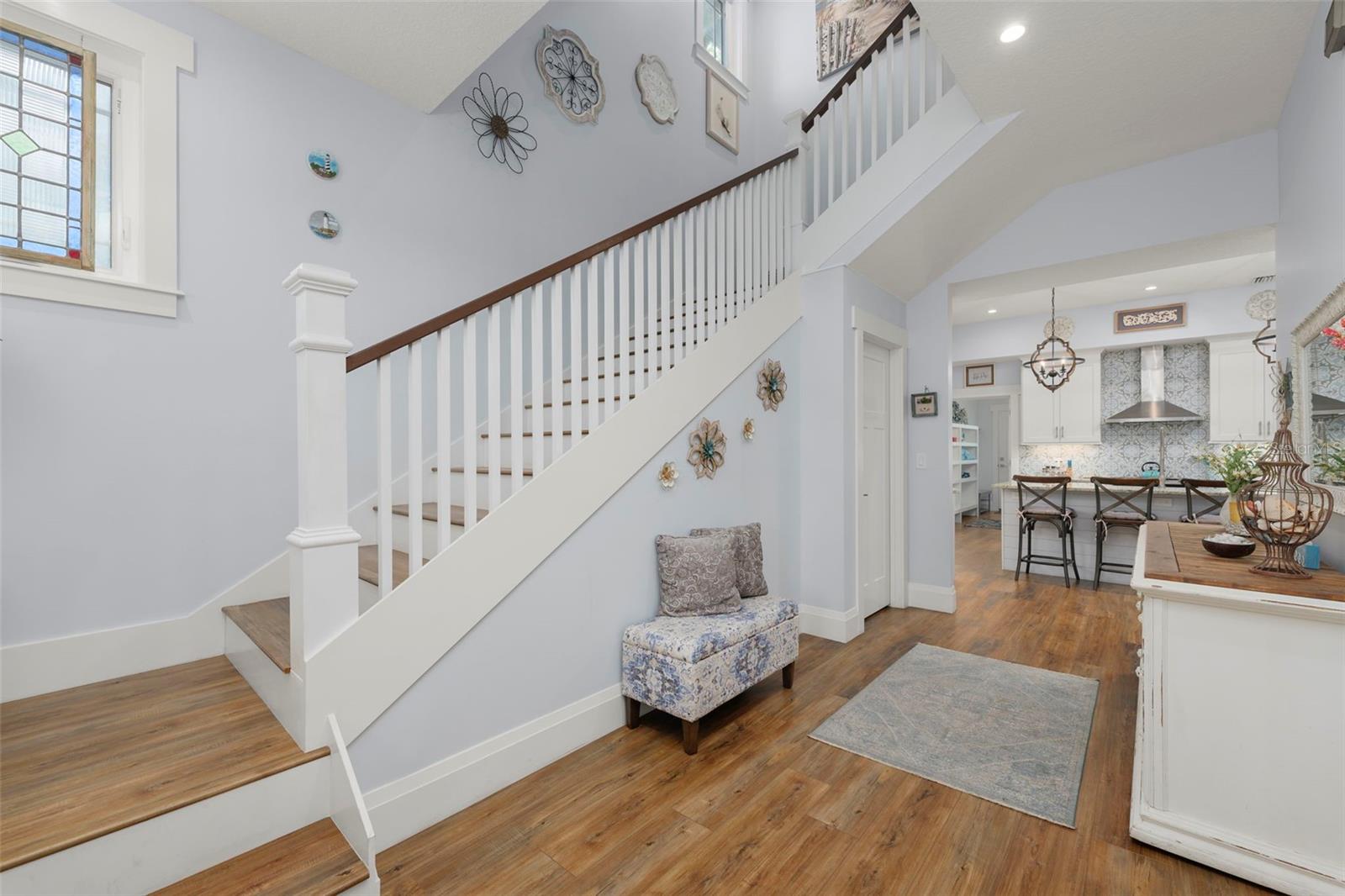 Image 11 of 45 For 23 Cincinnati Avenue