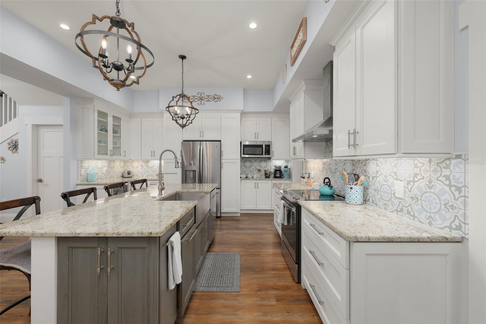 Image 16 of 45 For 23 Cincinnati Avenue