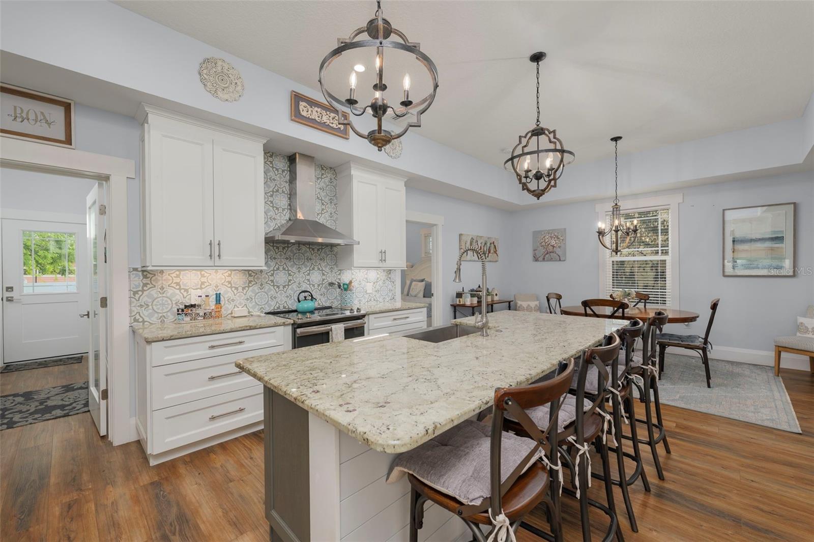 Image 18 of 45 For 23 Cincinnati Avenue