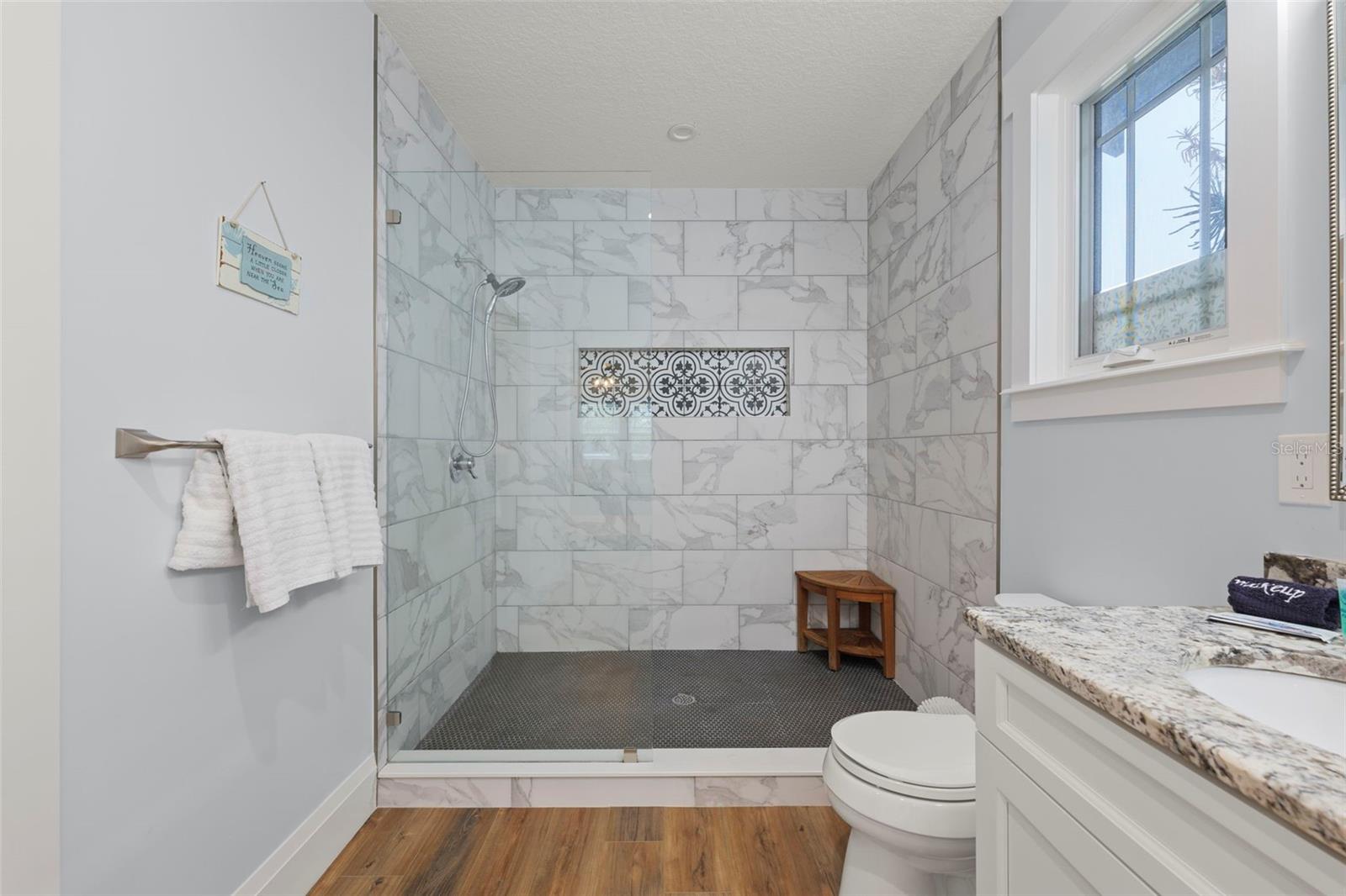 Image 28 of 45 For 23 Cincinnati Avenue