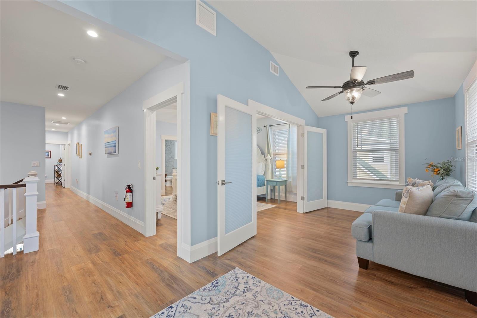 Image 31 of 45 For 23 Cincinnati Avenue