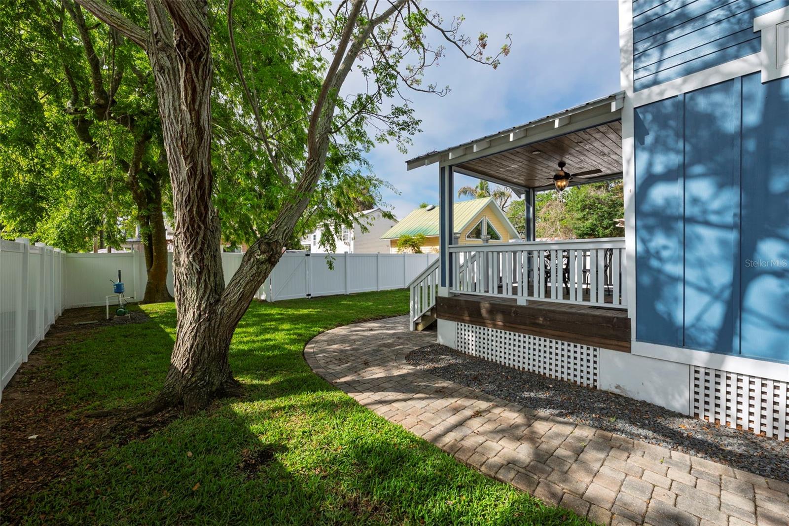 Image 41 of 45 For 23 Cincinnati Avenue