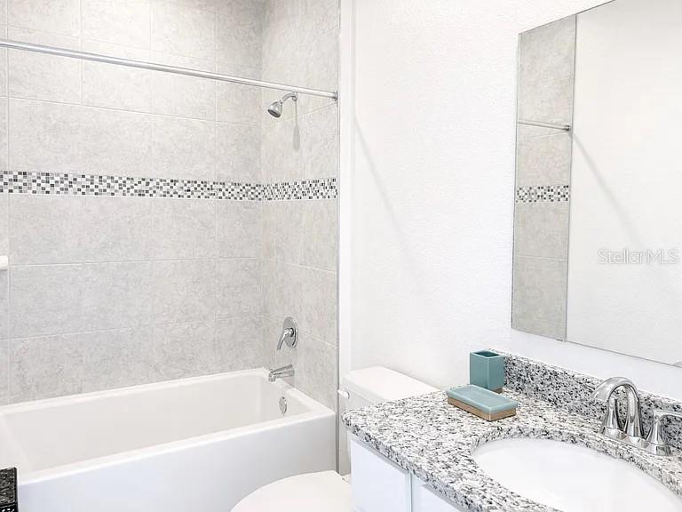 Image 10 of 16 For 15 Ramblewood Drive