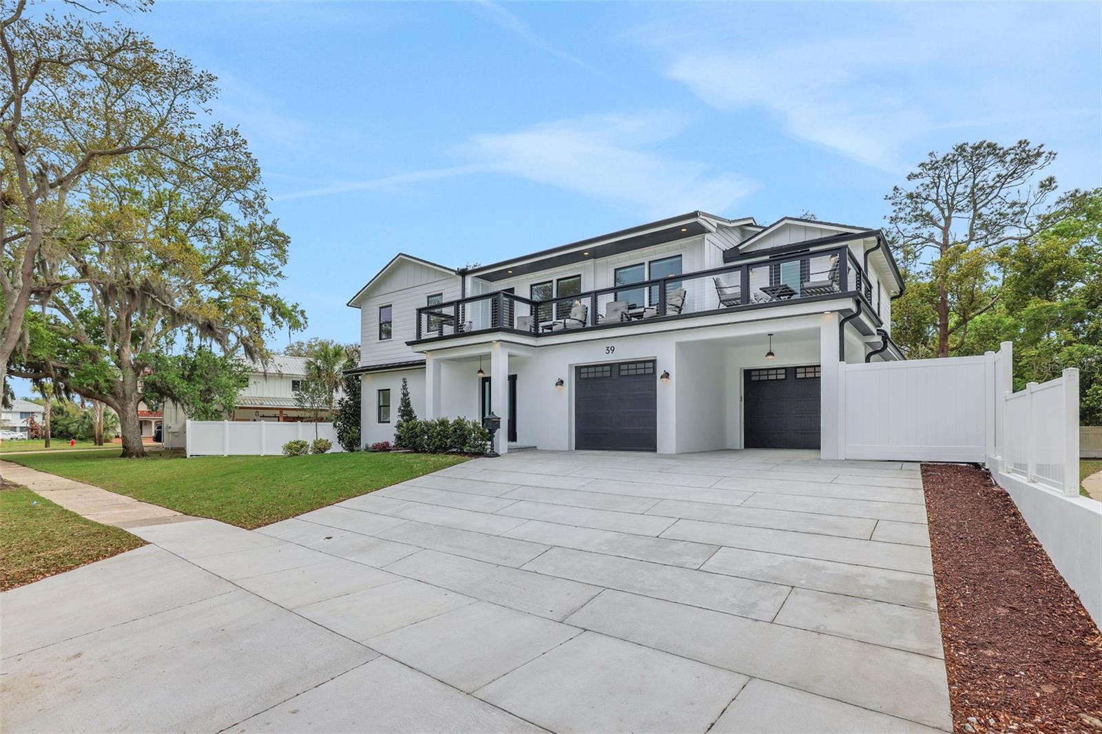 Image 2 of 80 For 39 Park Avenue