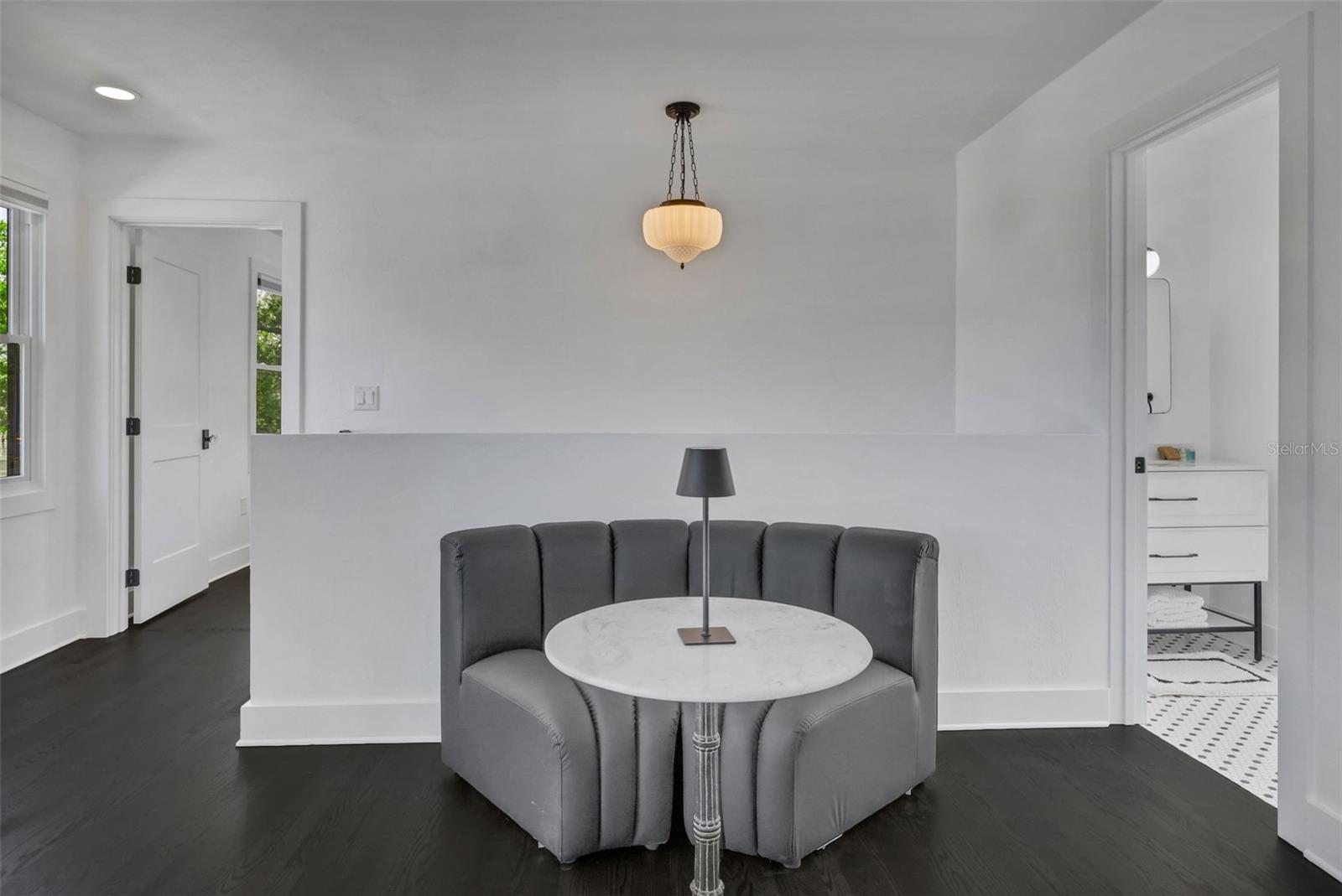 Image 20 of 80 For 39 Park Avenue