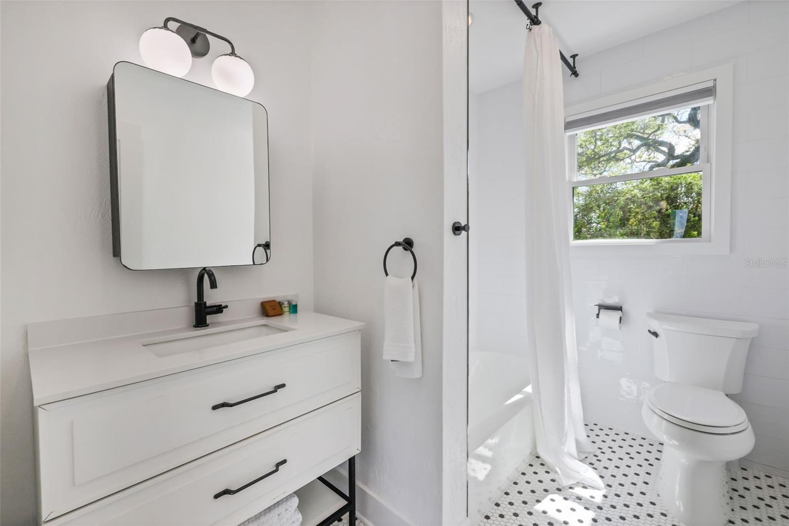 Image 35 of 80 For 39 Park Avenue